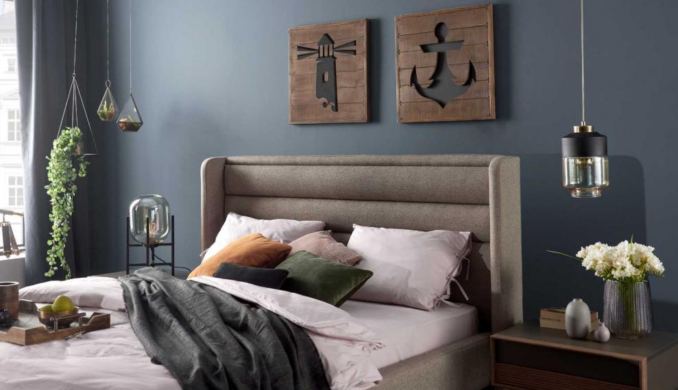 Flemens Bedroom